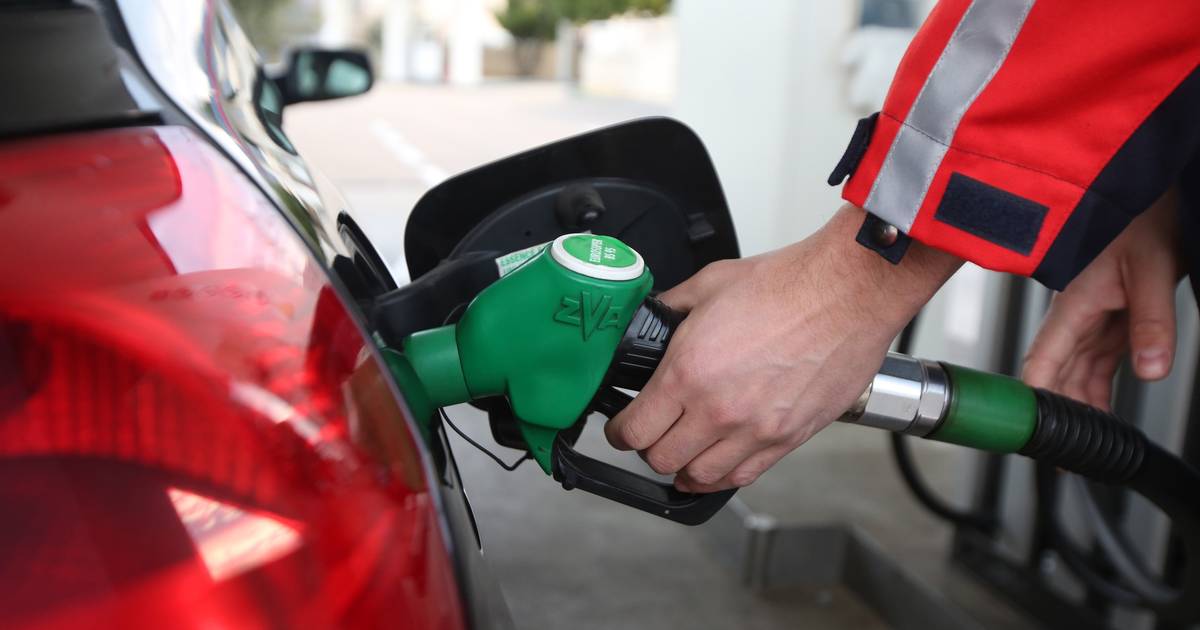 Vlada zamrzava cijene benzina, dizel pojeftinjuje šest centi: Intervencija prije turističke sezone