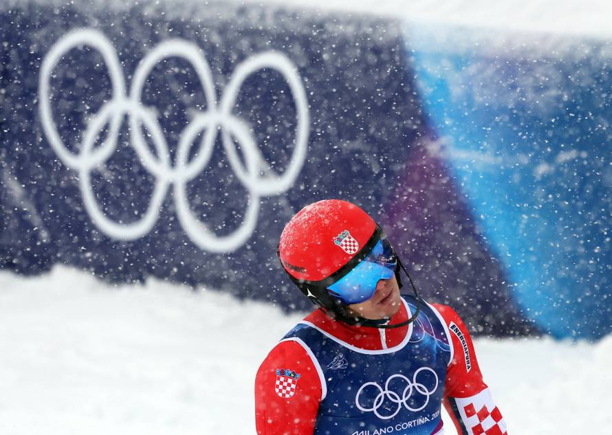 Alpine Skiing - Men's Slalom Run 1