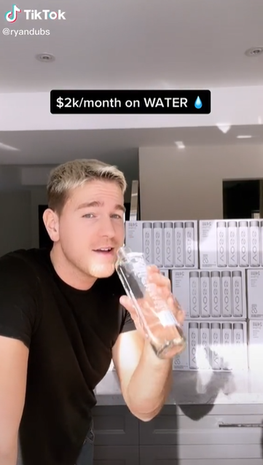 'Za flaširanu vodu izdvajam oko 2000 dolara mjesečno, običnu sa slavine nikad ne bih popio...'