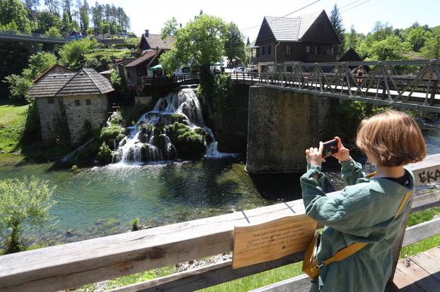 Slunj: Turistička patrola u Rastokama
