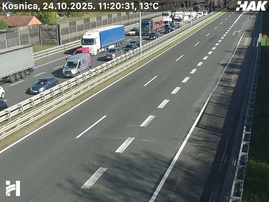 VIDEO Kamion proletio kroz ogradu na A3. Prekinut promet! 'Auto je bio skroz razvaljen'