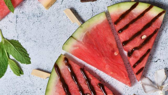 Oduševite svoju obitelj: Recept za savršeni sorbet od lubenice
