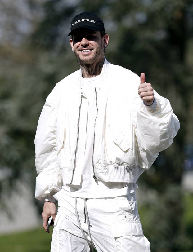 International Friendly - France Training