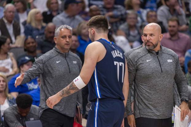 NBA: Portland Trail Blazers at Dallas Mavericks