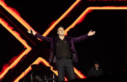 Tri sata držali su Arenu Zagreb na nogama pa zapjevali poznati duet Olivera: 'Najbolji koncert'