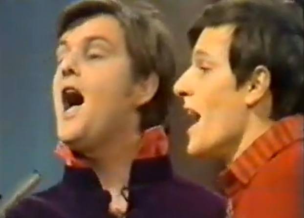 FOTO Ovi domaći glazbenici su poznati po brkovima, a evo kako izgledaju bez njih