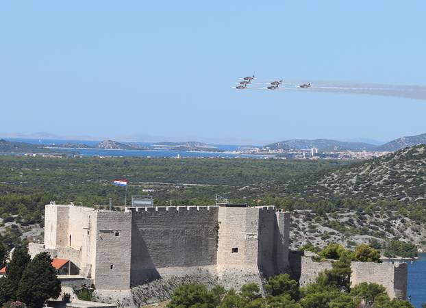 Krila Oluje slave 18. rođendan preletom preko 18 gradova na obali