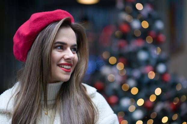 Zagreb: Voditeljica Antonia Ćosić 