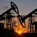 Rusija će smanjiti izvoz nafte, a Saudijska Arabija proizvodnju kako bi stabilizirali cijene