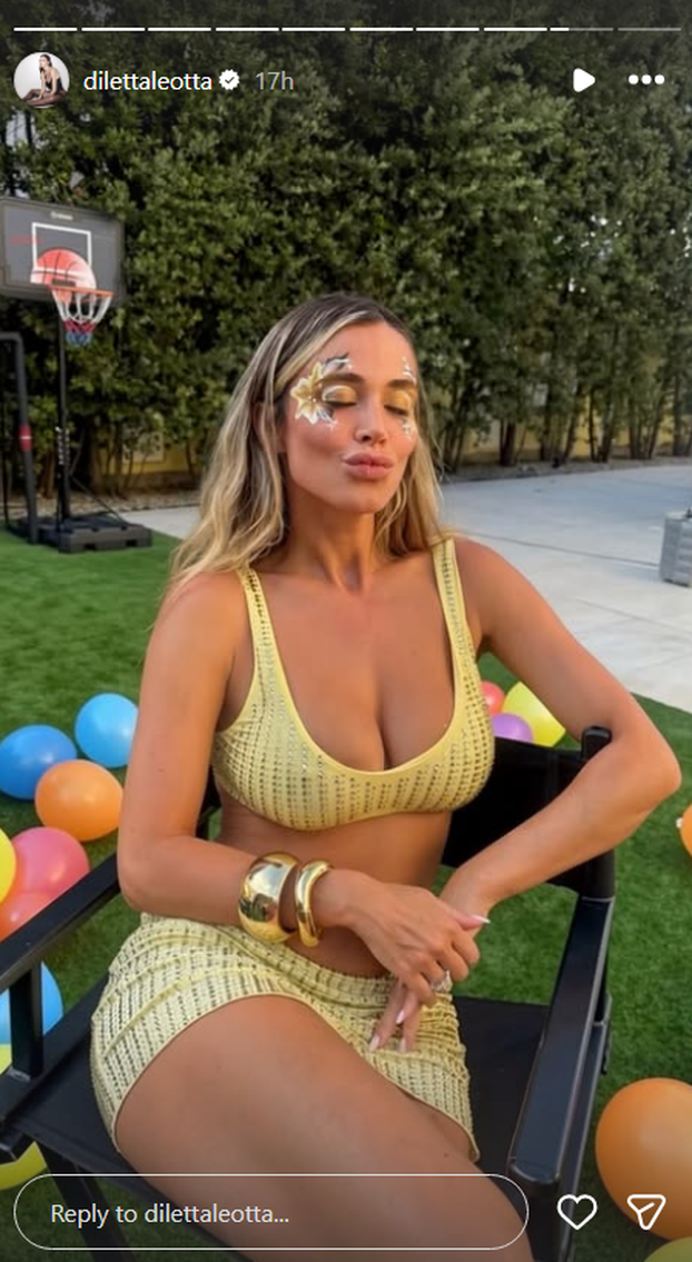 FOTO Diletta grudi istakla u badiću, Heidi svoje bez njega, a Claudia skoro ostala u toplesu