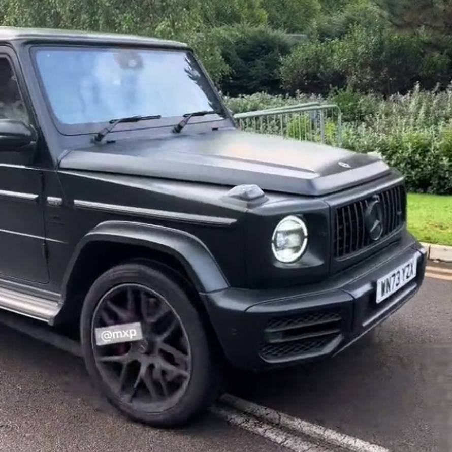 VIDEO Joško Gvardiol vozi auto star 25 godina: 'Kakav lik... A mogao bi imati koji god poželi'