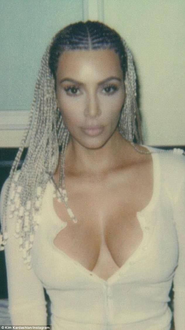 Beba Chicago: Kim Kardashian je  objavila prvu fotku kćerkice