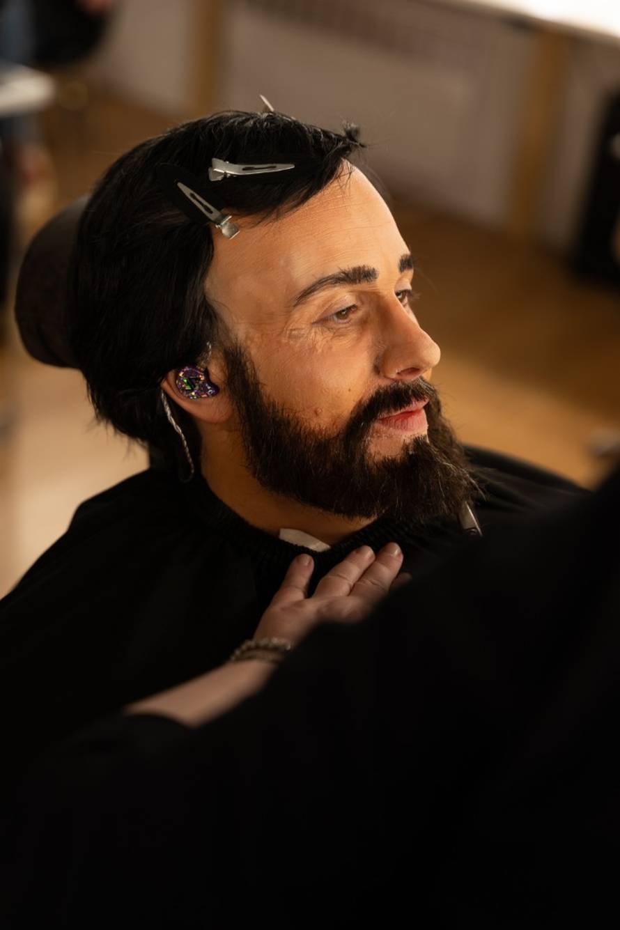 FOTO Otkrili nove maske u TLZP: Pogledajte kako izgledaju J.Lo, Pavarotti, Katy Perry, Jole...