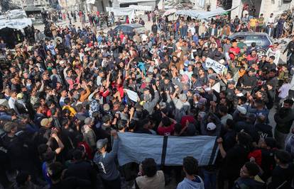 Stotine Palestinaca bunile se u Gazi protiv Hamasa: 'Odlazite'