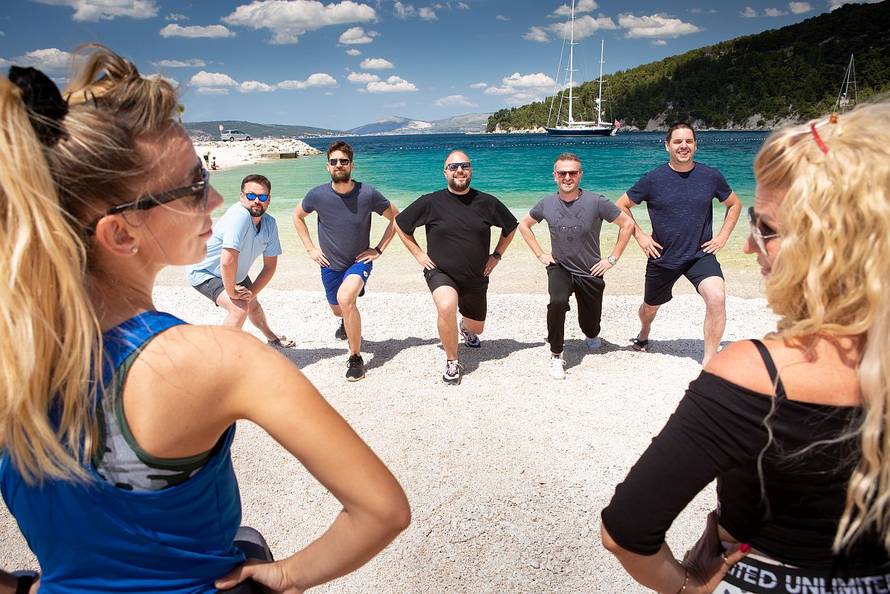 Klapa ima novi hit:  Tko je 'malo maka' u novom spotu Rišpeta?