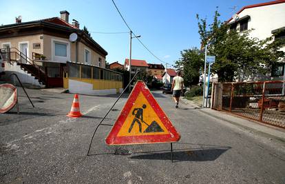 Opet pukle cijevi u Zagrebu,  bez vode je ostalo više kvartova
