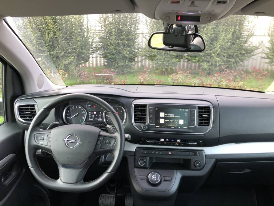 Testirali smo Zafiru koja je sada kombi, ali bolja  nego ikad