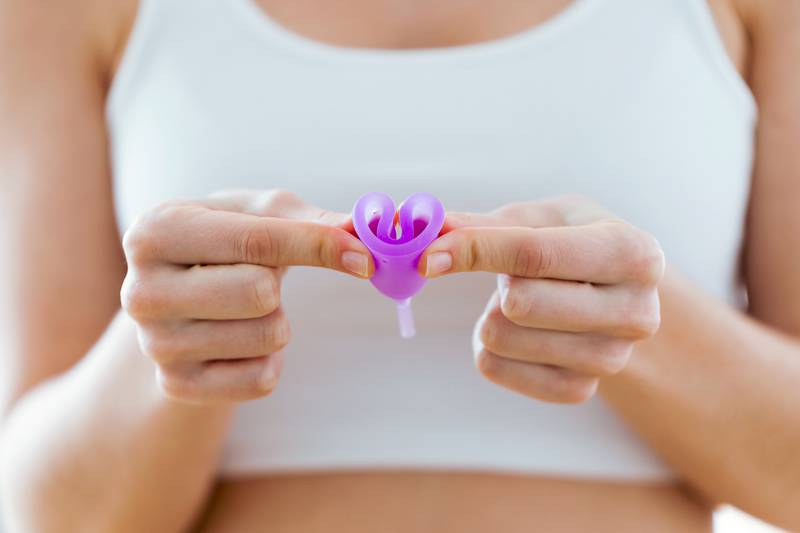 Znate li kako pravilno očistiti menstrualnu čašicu? Važno je!