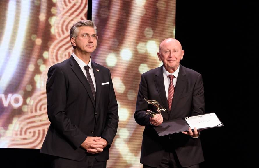 FOTO Najuspješnije hrvatske tvrtke dobile Zlatnu kunu: Elka je najbolja velika kompanija