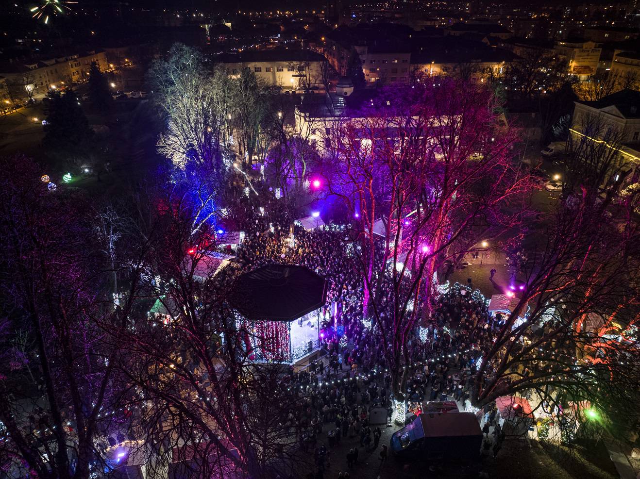 Krenule pripreme za Advent u Karlovcu: Evo tko će sve pjevati