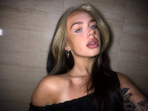 FOTO Skinula je gotovo 90 kila i pokazala svoje vruće tijelo: 'Izgledaš kao prava boginja'