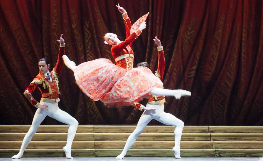 Gledajte baletni klasik 'Labuđe jezero' na portalu 24sata