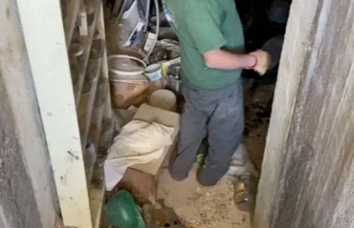 "Nisam mogla vjerovati kad sam u vlastitoj sobi pronašla šaht za nuklearno sklonište"