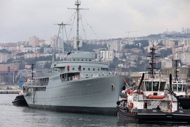 Rijeka: Brod Galeb dotegljen je u rije?ku luku
