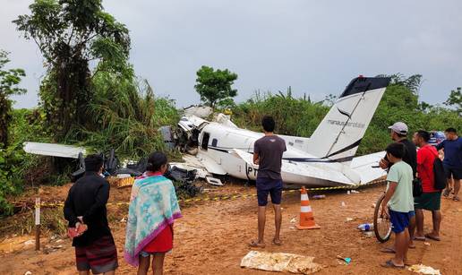 VIDEO Snimali se prije kobnog leta: 14 muškaraca poginulo u padu aviona, išli su na ribolov