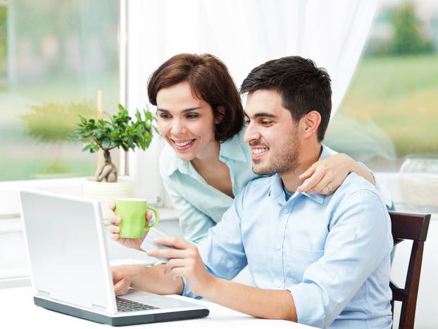 Happy,Couple,Online,Shopping