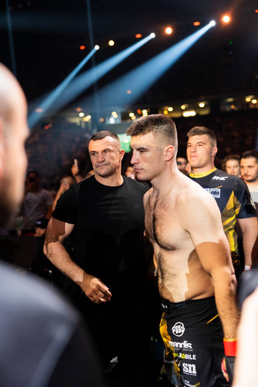 Batinić prvi put brani FNC pojas protiv Slovenca u Ljubljani