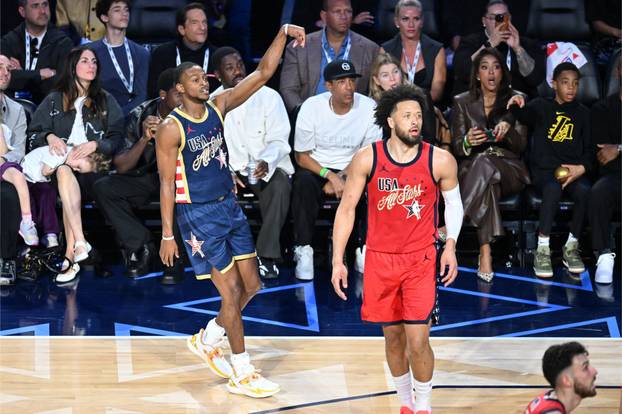 FOTO Poznati na NBA all staru: Kraljevski par privukao poglede