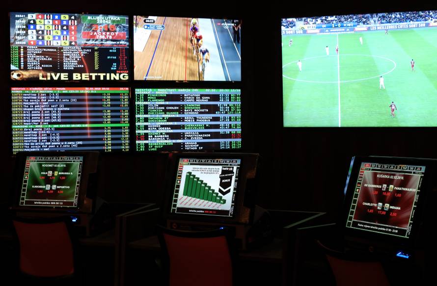 Preskočila je teški trening kod muža? Indiri se nazire trbuščić