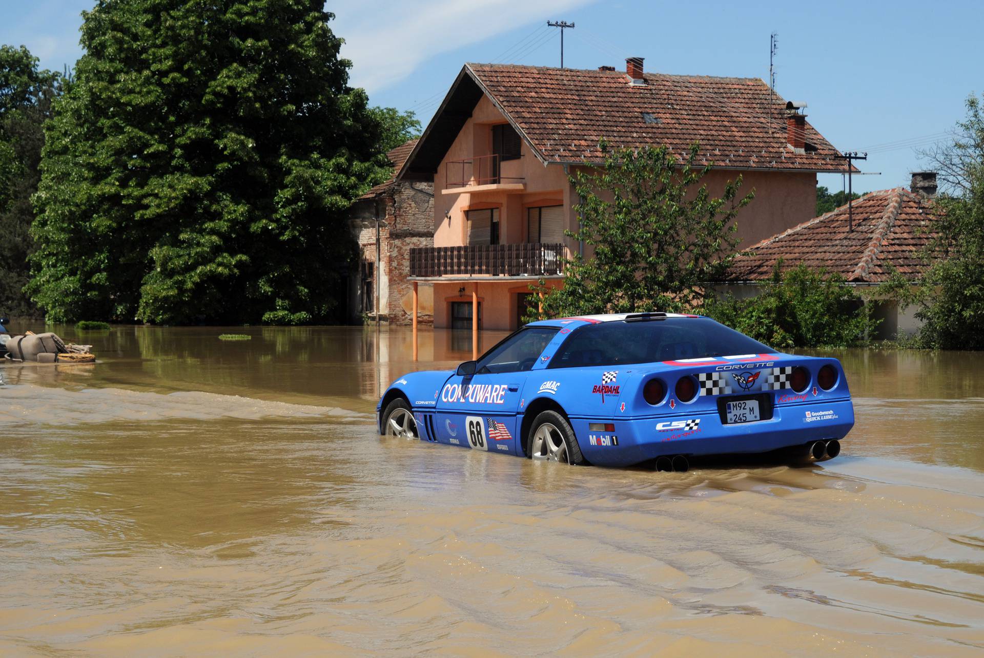 Osma godišnjica katastrofalne poplave nakon puknu?a nasipa u Rajevom Selu