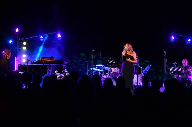 Šibenik: Koncert Ladies Live u ?ast Gabi Novak i Matije Dedi?a