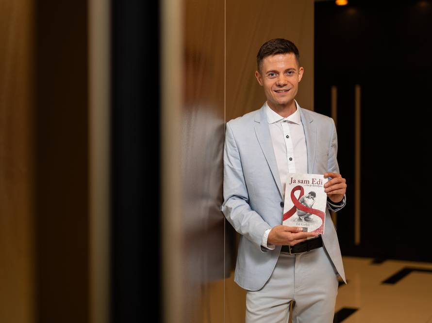 Promocija knjige Edija Kiseljaka okupila poznate: Lisac, Marić i drugi poslali snažne poruke