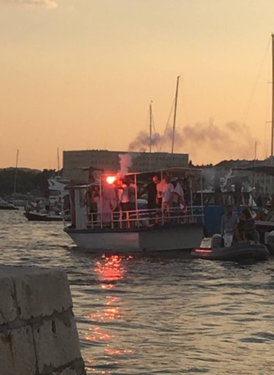 Oproštaj s legendom: Uz lijes Doris, Karan, Grašo, Huljići...