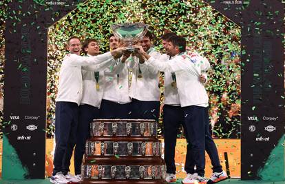 Italija treći put u nizu osvojila Davis Cup. Cobolli je oduševio