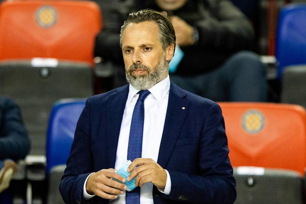 Predsjednik Hajduka: Sram me. Treba stisnuti Ctrl + Alt + Delete