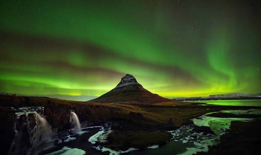 FOTO Bajkoviti prizori: Polarna svjetlost iznad planine Kirkjufell