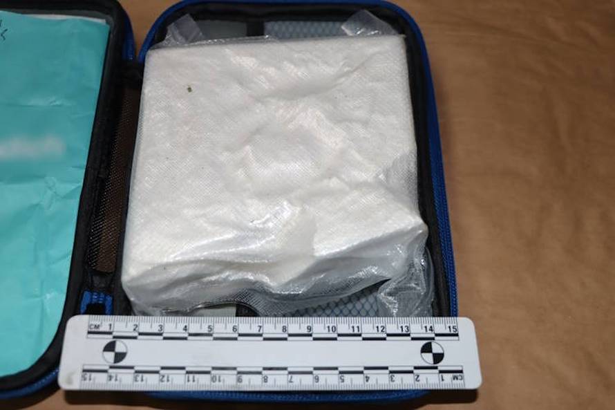 Pao diler u Susedgradu. Našli mu kokain, travu, vagu, novce