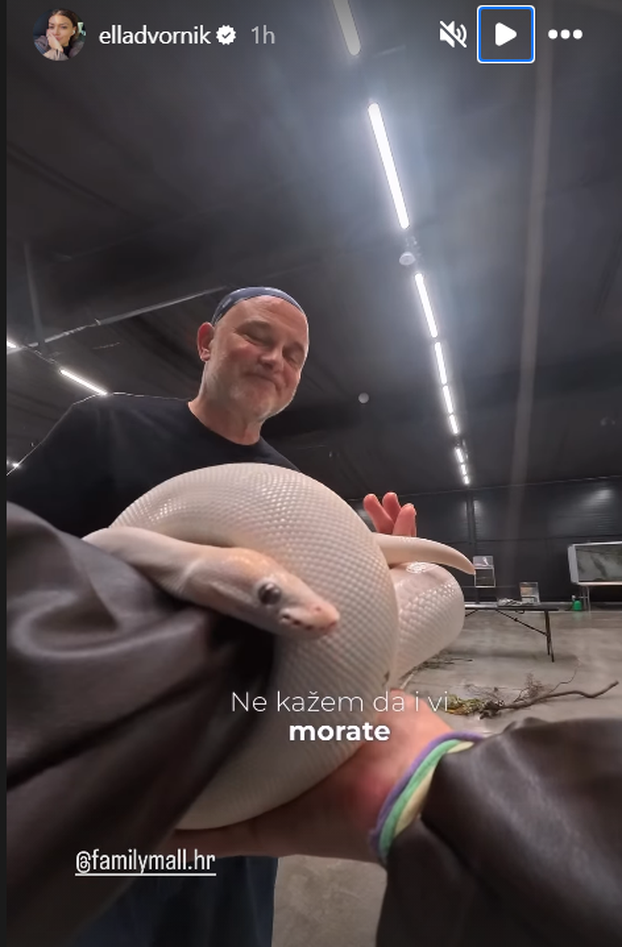 FOTO Ella Dvornik voli zmije, u rukama je držala jednog pitona