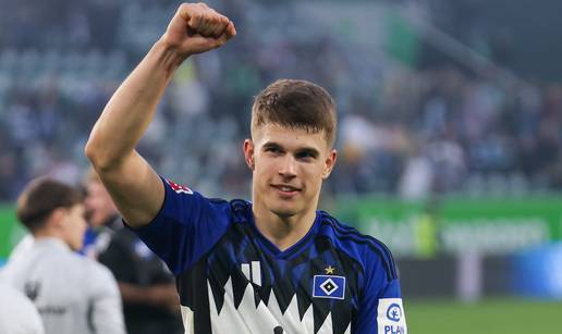 Nagrada stigla na ve&cacute; poznatu adresu! Luka Vu&scaron;kovi&cacute; ponovno igra&ccaron; mjeseca u Bundesligi