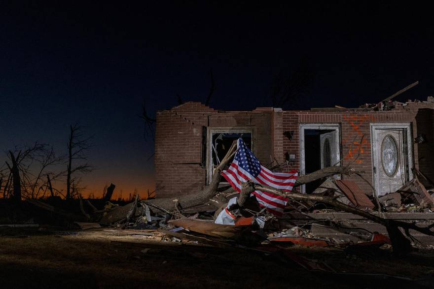 Tornado u Kentuckyju rušio sve pred sobom: preko 100 mrtvih