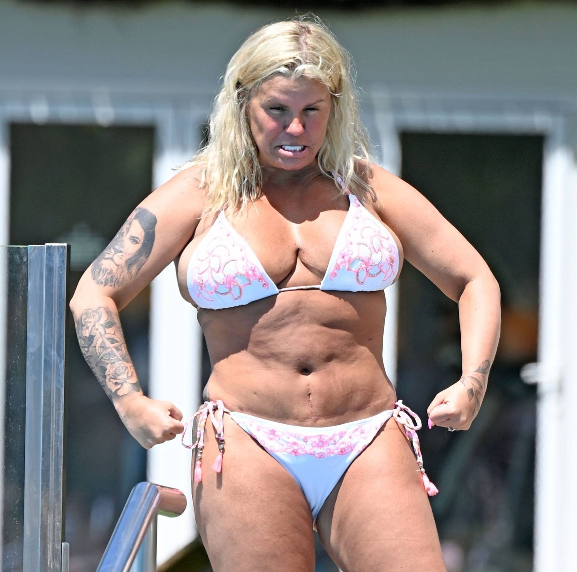 *PREMIUM-EXCLUSIVE* MUST CALL FOR PRICING BEFORE USAGE  - The former Atomic Kitten star Kerry Katona with her beau Ryan Mahoney enjoy a little fun in the sun during their holidays out in Spain.
*PICTURES TAKEN ON 02/06/2023*