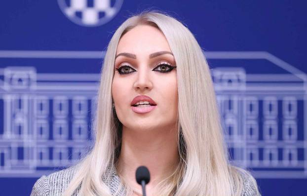 FOTO Pogledajte Kolindu kao misicu! Tu su i ostale političarke