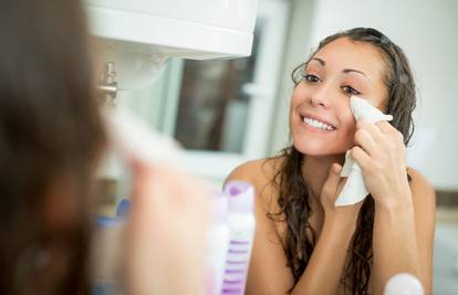 Znate li kako se pravilno pere lice? Ove greške mnogi rade...