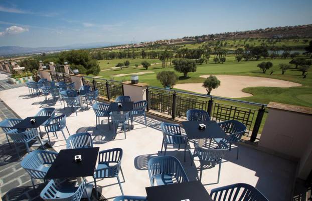 FOTO Hajdukov resort upola je jeftiniji od Dinamova, evo što nudi: Sunce, golf i uživancija...