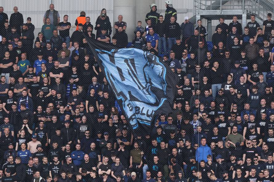 Osijek: Navijači na utakmici finala SuperSport Hrvatskog nogometnog kupa između Dinama i Rijeke