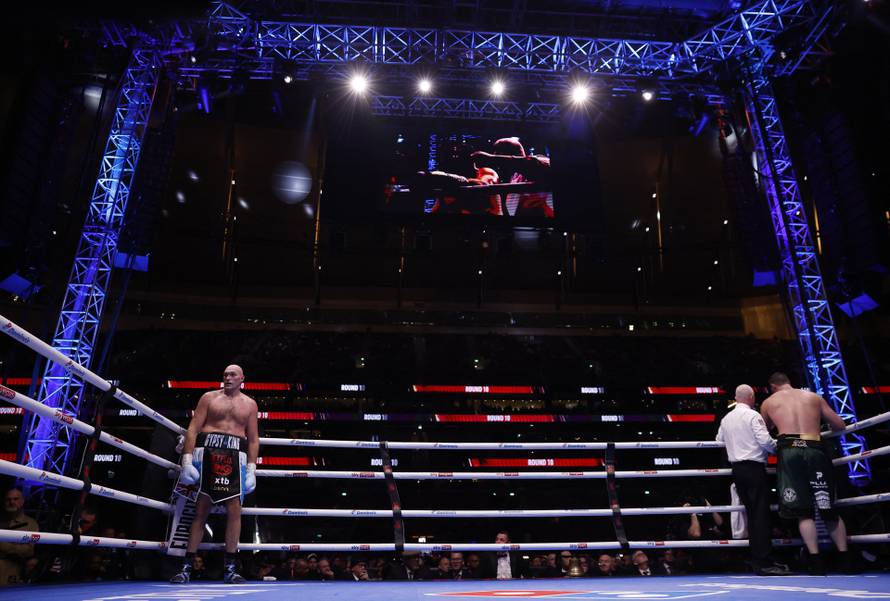 Tyson Fury v Arslanbek Makhmudov